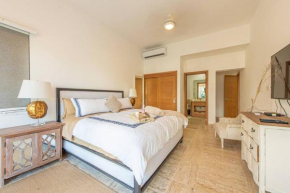 Spectacular 3 bedrooms beach front at playa bonita aquamarine building #104